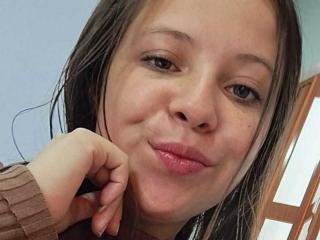 GraceRedMiller - Live sexe cam - 28058084