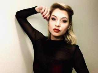 ChristinasVinson69 - Live porn &amp; sex cam - 28060571