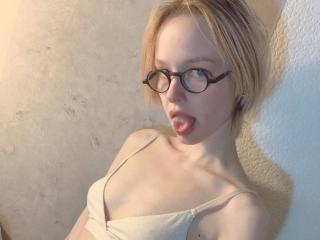 ElisKeller - Live porn &amp; sex cam - 28060730