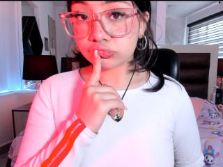 AmaraKazumi - Sexe cam en vivo - 28062518