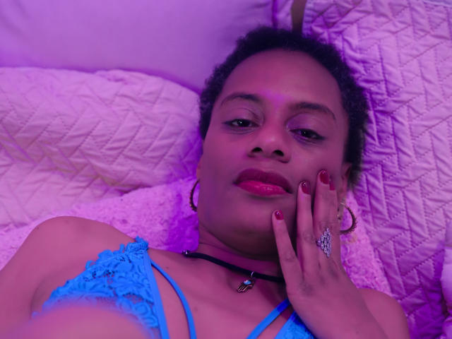 SimonaBrookee - Live porn &amp; sex cam - 28065179