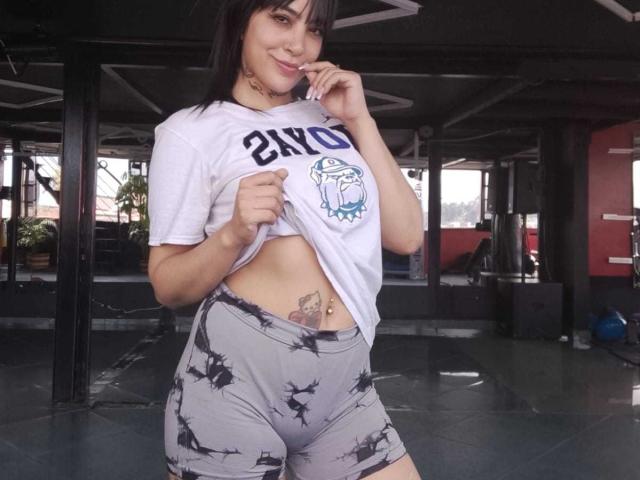 AnalisseJade - Porno na żywo i seks kamera - 28068101