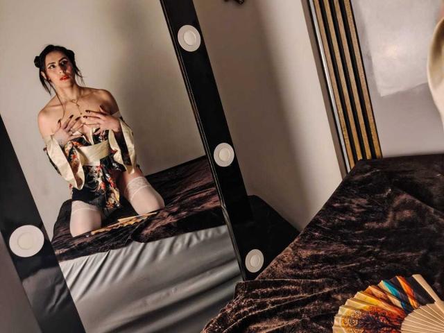 DemiMistral - Live porn &amp; sex cam - 28068167