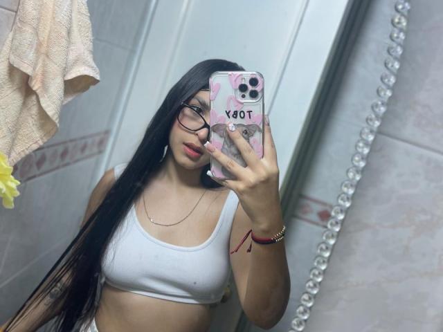 ZoeCastelli - Live sex cam - 28069307