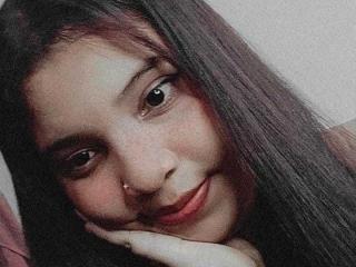 InnocenthaZel - Live porn &amp; sex cam - 28070111