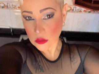 GianellaCox - Live porn &amp; sex cam - 28070273