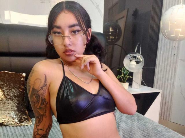 AryVixen - Live Sex Cam - 28071707