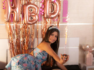 SheylaSpooner - Live porn &amp; sex cam - 28072898