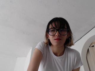 SylvieCute - Live porn &amp; sex cam - 28072925