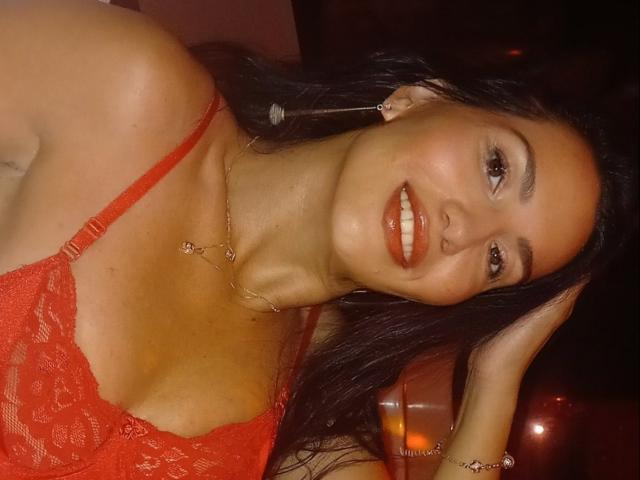 RubiCalifani - Live sex cam - 28073000
