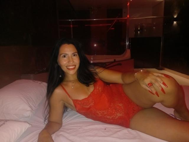 RubiCalifani - Sexe cam en vivo - 28073015