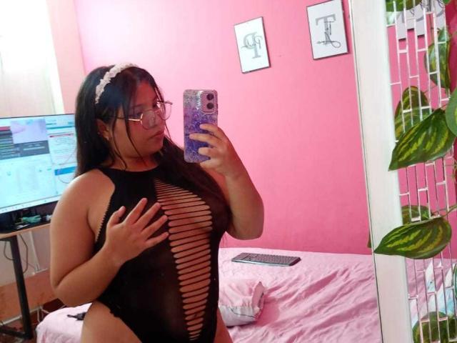 InnocenthaZel - Live sexe cam - 28073096