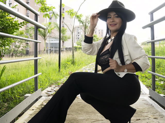 TamaraFoxy - פורנו בשידור חי ומצלמת סקס - 28073234