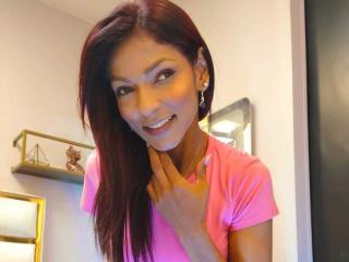 HannaPretty - Élő pornó és szexkamera - 28075574