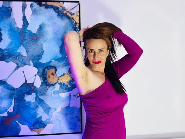 DolcceFerrer - Porno na żywo i seks kamera - 28077023