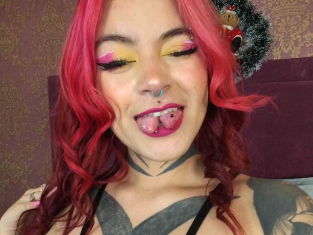 DahianaKlimt - Live sex cam - 28077500