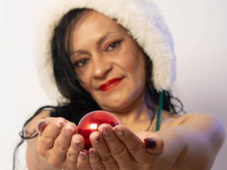 Ver la ficha detallada de AlexandraJones