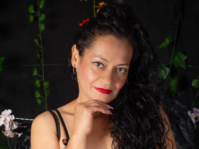 AlexandraJones - Live sex cam - 28077896