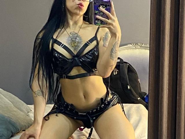 MiaDeLune - Live porn &amp; sex cam - 28078448