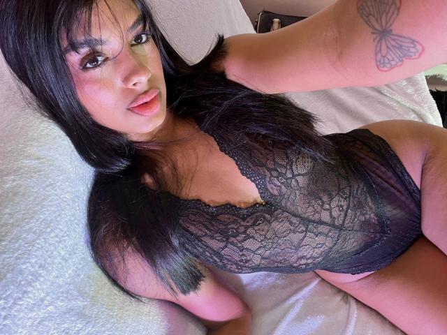 MelissaLuxx - Live Sex Cam - 28080197