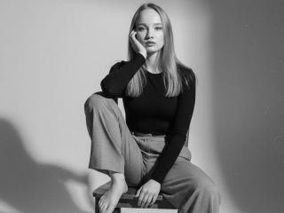 ShawtyMia - Camera khiêu dâm &amp; quyến rũ trực tiếp - 28080446