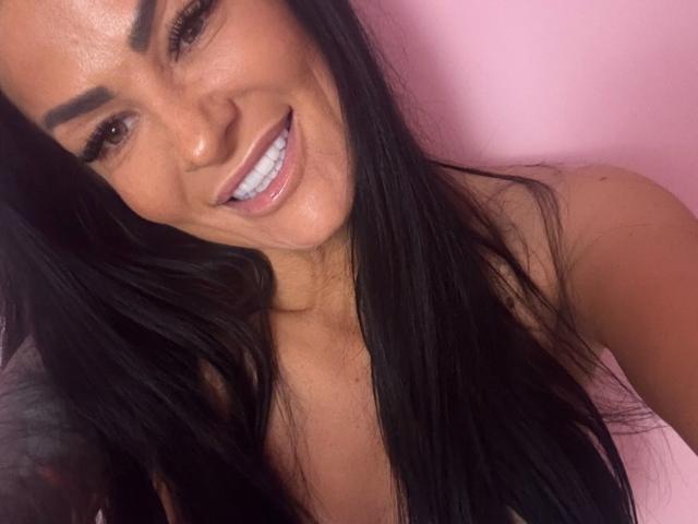 AndraD - Live Sex Cam - 28081106