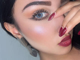 Detaillierten Steckbrief von LillyTaylor ansehen