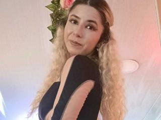 SophieTeller - Élő pornó és szexkamera - 28085852