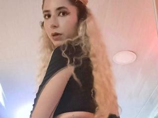 SophieTeller - Élő pornó és szexkamera - 28085885