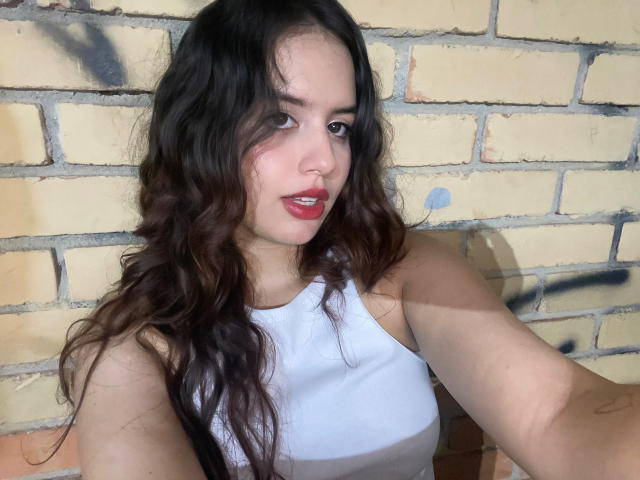 KylieLumi - פורנו בשידור חי ומצלמת סקס - 28086161