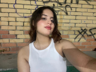 Ver la ficha detallada de KylieLumi