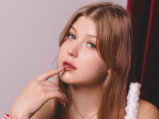 StellaLane - Live porn &amp; sex cam - 28090310