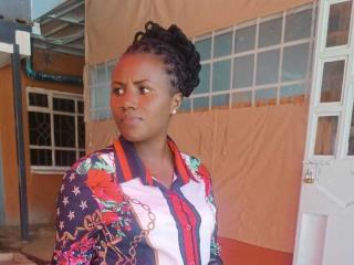 BetsiFrankie - Élő pornó és szexkamera - 28092428