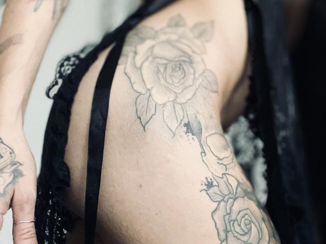 DaneeSoHot - Live porn &amp; sex cam - 28095185