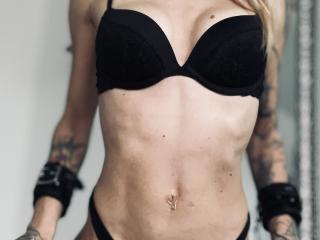 DaneeSoHot - Live porn &amp;amp; sex cam - 28095188