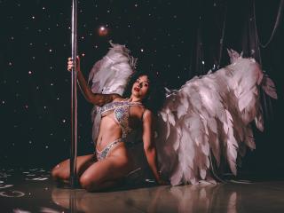 IvannaAndFriend - Live porn &amp; sex cam - 28095704