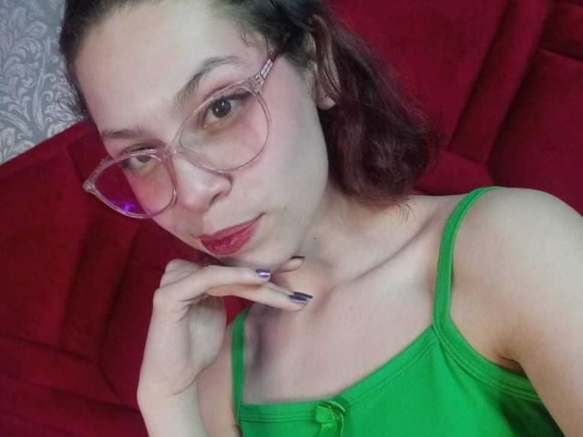 SophieBlake - Live porn &amp; sex cam - 28097705