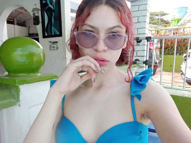 SophieBlake - Live sex cam - 28097717