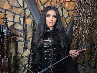 Lásd a Devasha teljes profilját