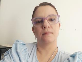 Lásd a AmeliaWilson teljes profilját