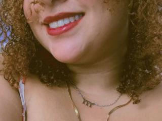 Lásd a YeraCarey teljes profilját