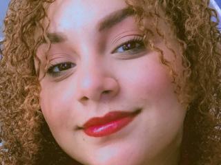 Lásd a YeraCarey teljes profilját