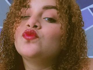 Lásd a YeraCarey teljes profilját