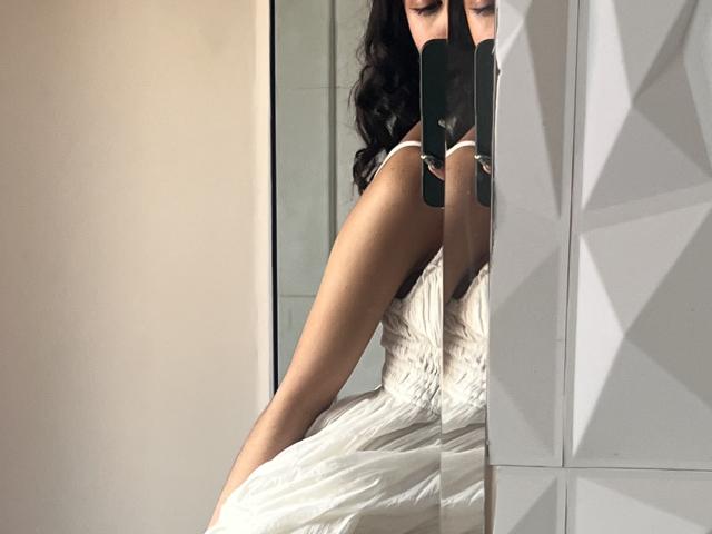 AitanaJohns - Live porn &amp; sex cam - 28100606