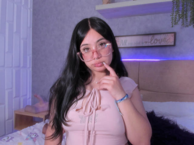 AmaraKazumi - Live sexe cam - 28101515