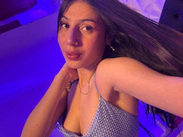 SophieBeaumont - Live porn &amp; sex cam - 28102421