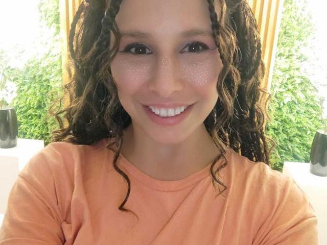 SarahWelinton - Live porn &amp; sex cam - 28104185