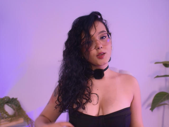 SofiaBrowm - Live porn &amp; sex cam - 28105562