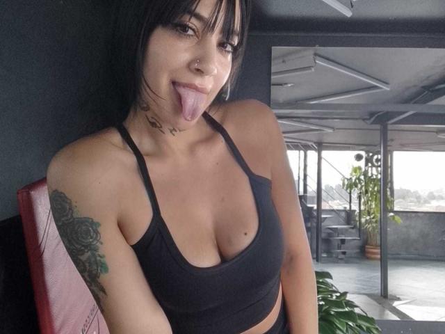AnalisseJade - ライブポルノ&amp;セックスカム - 28106723