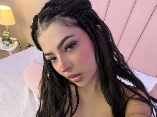 RheaVolk - Live Sex Cam - 28109441